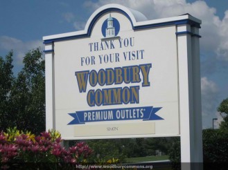 Woodbury-Common-premium-outlets.jpg