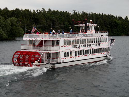 1000boat.jpg